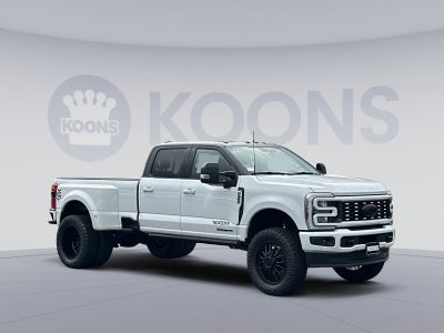 2025 Ford F-350SD Lariat