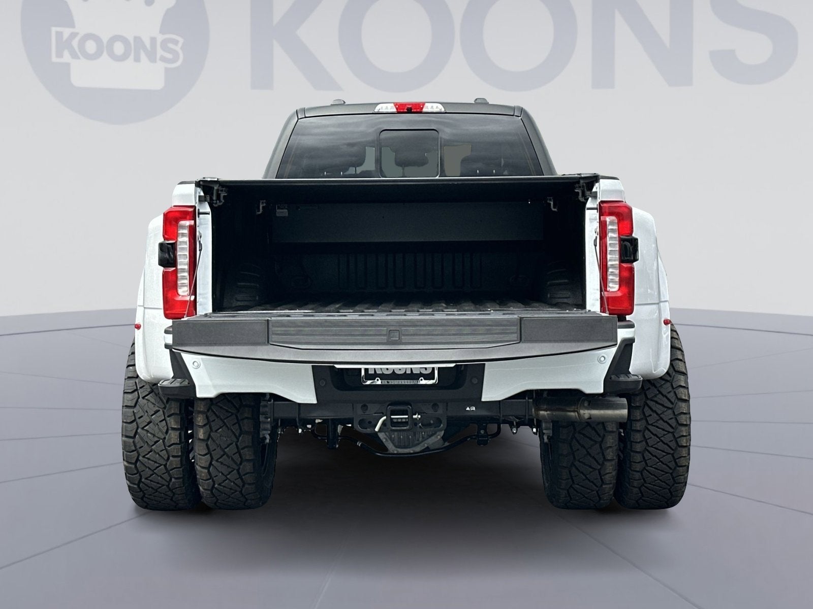 2025 Ford F-350SD Lariat