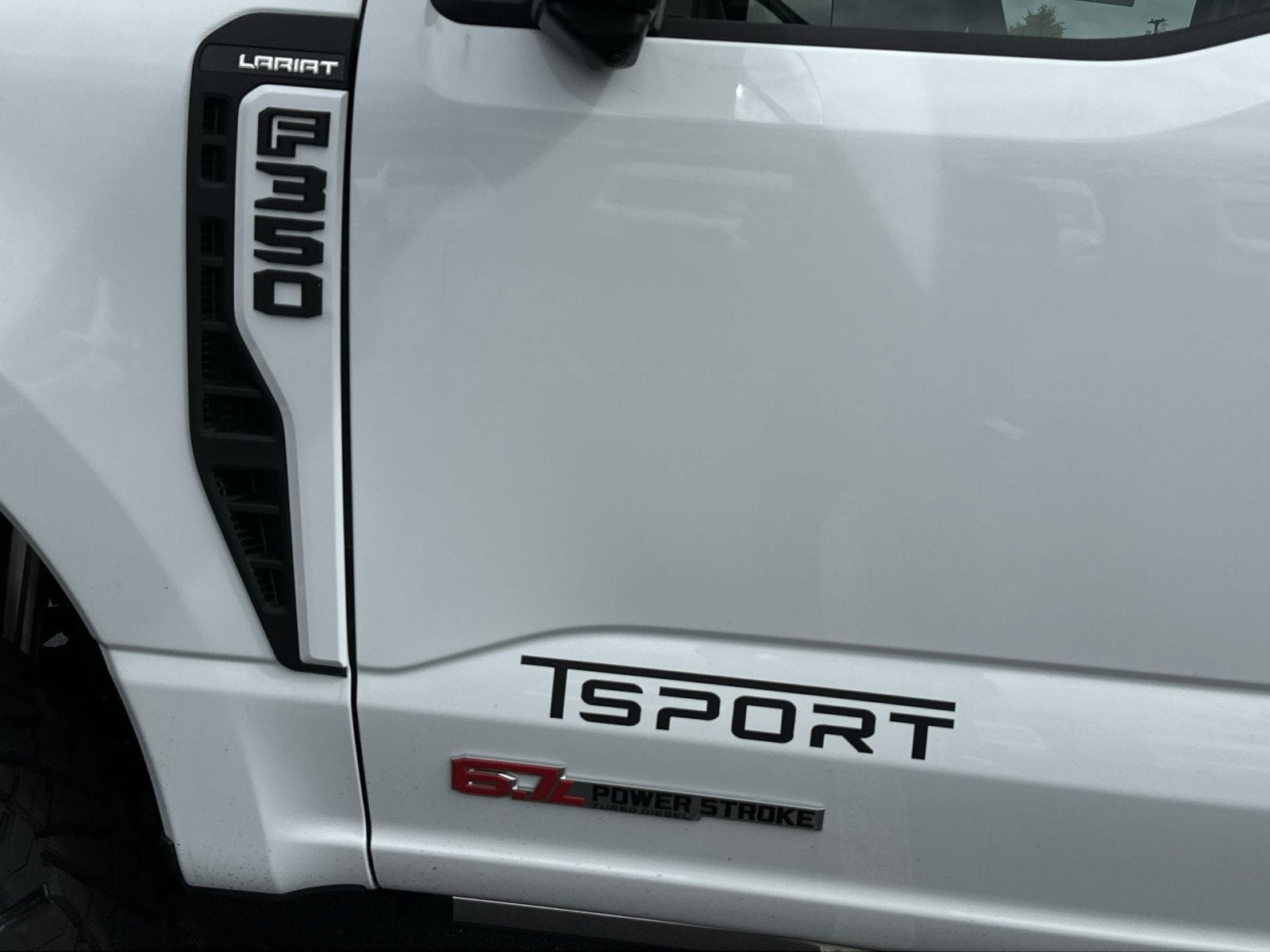 2025 Ford F-350SD Lariat