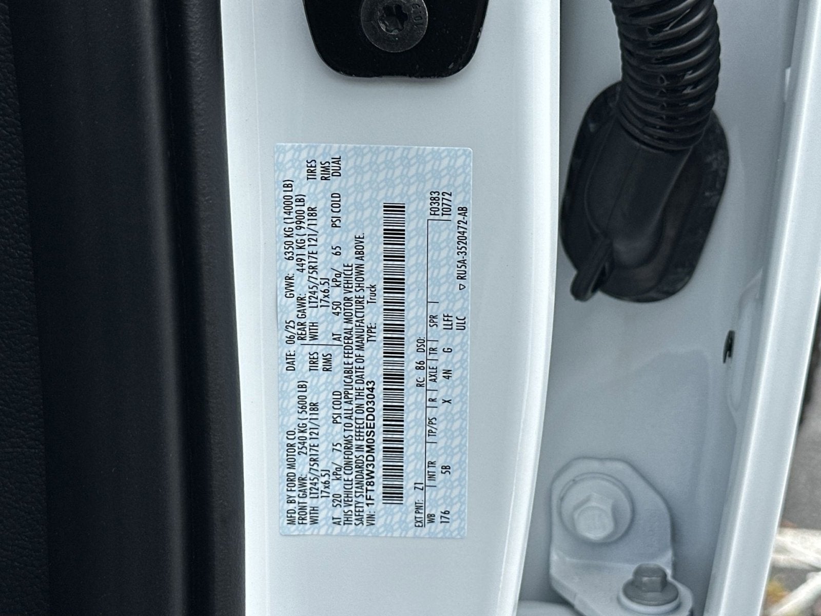 2025 Ford F-350SD Lariat