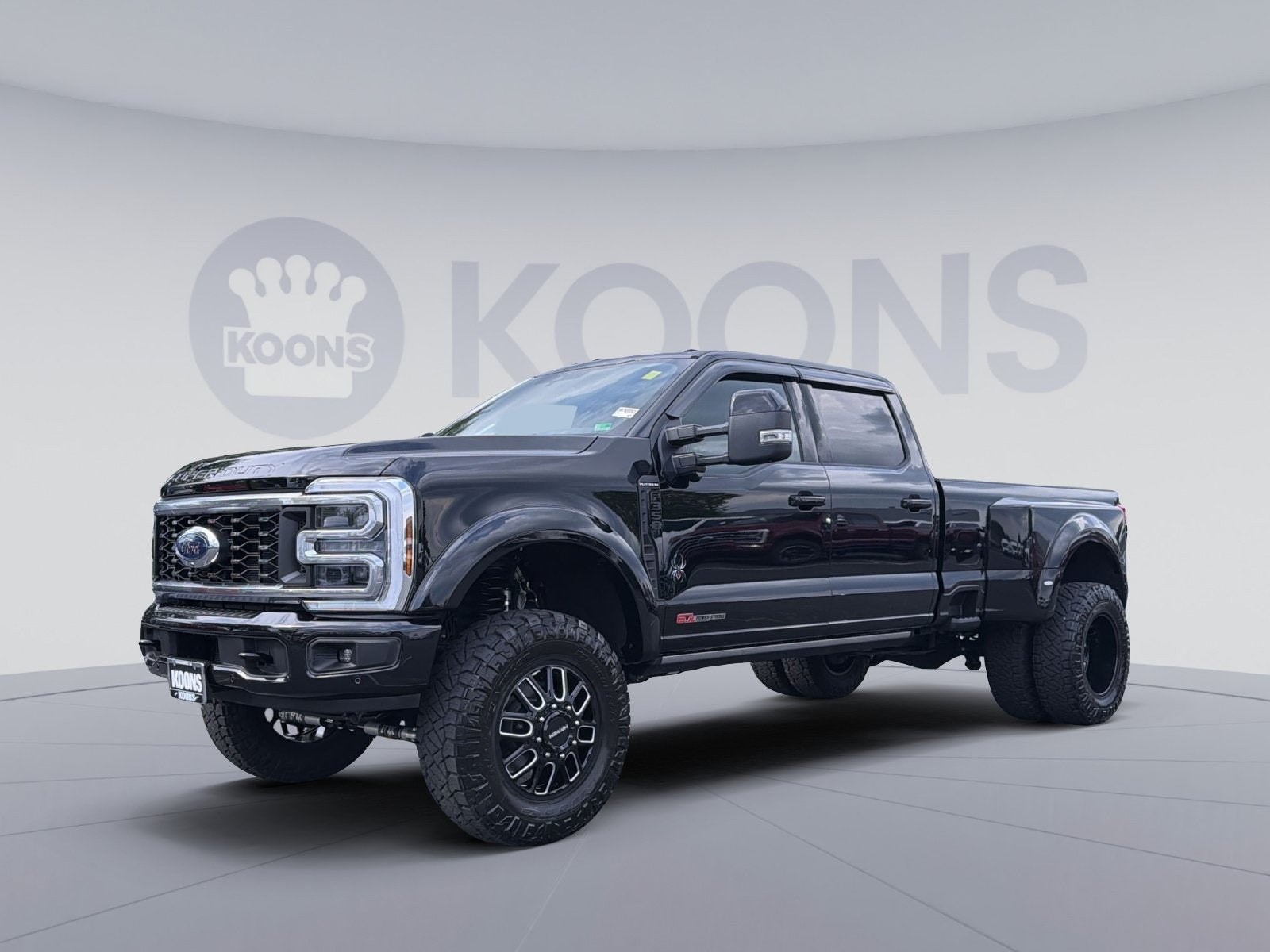 2025 Ford F-350SD Platinum Black Widow
