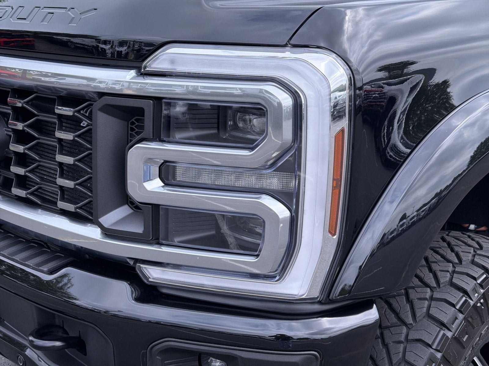 2025 Ford F-350SD Platinum Black Widow