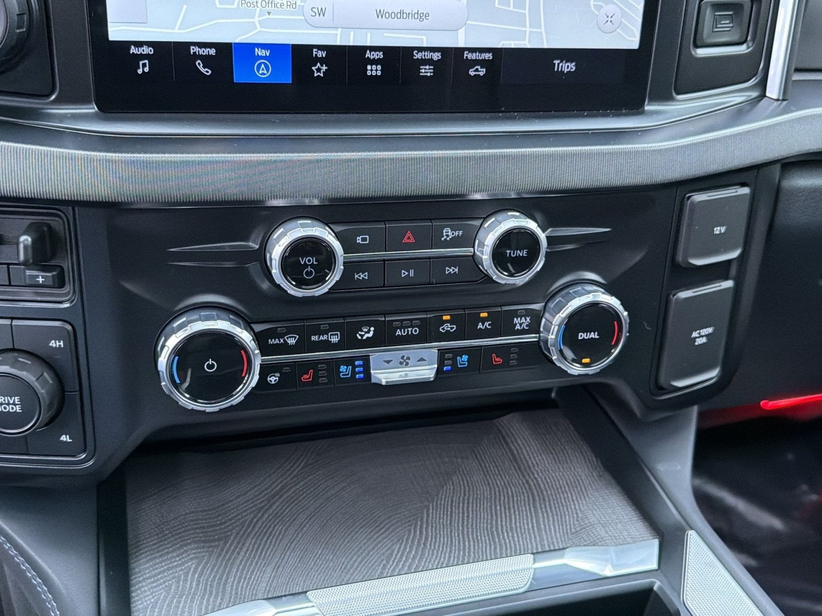 2025 Ford F-350SD Platinum Black Widow