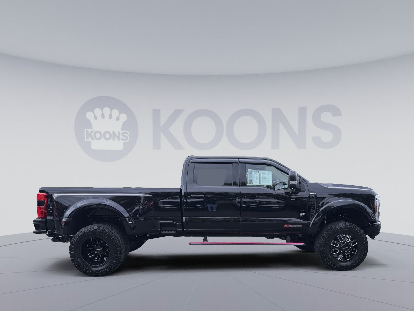 2025 Ford F-350SD Platinum Black Widow