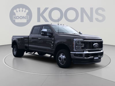 2027 Ford F-350SD Lariat