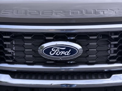2027 Ford F-350SD Lariat