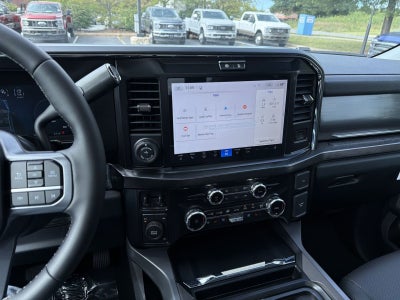 2027 Ford F-350SD Lariat