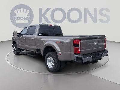 2027 Ford F-350SD Lariat