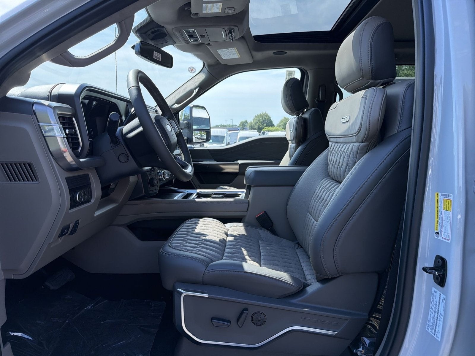 2026 Ford F-350SD Platinum Plus
