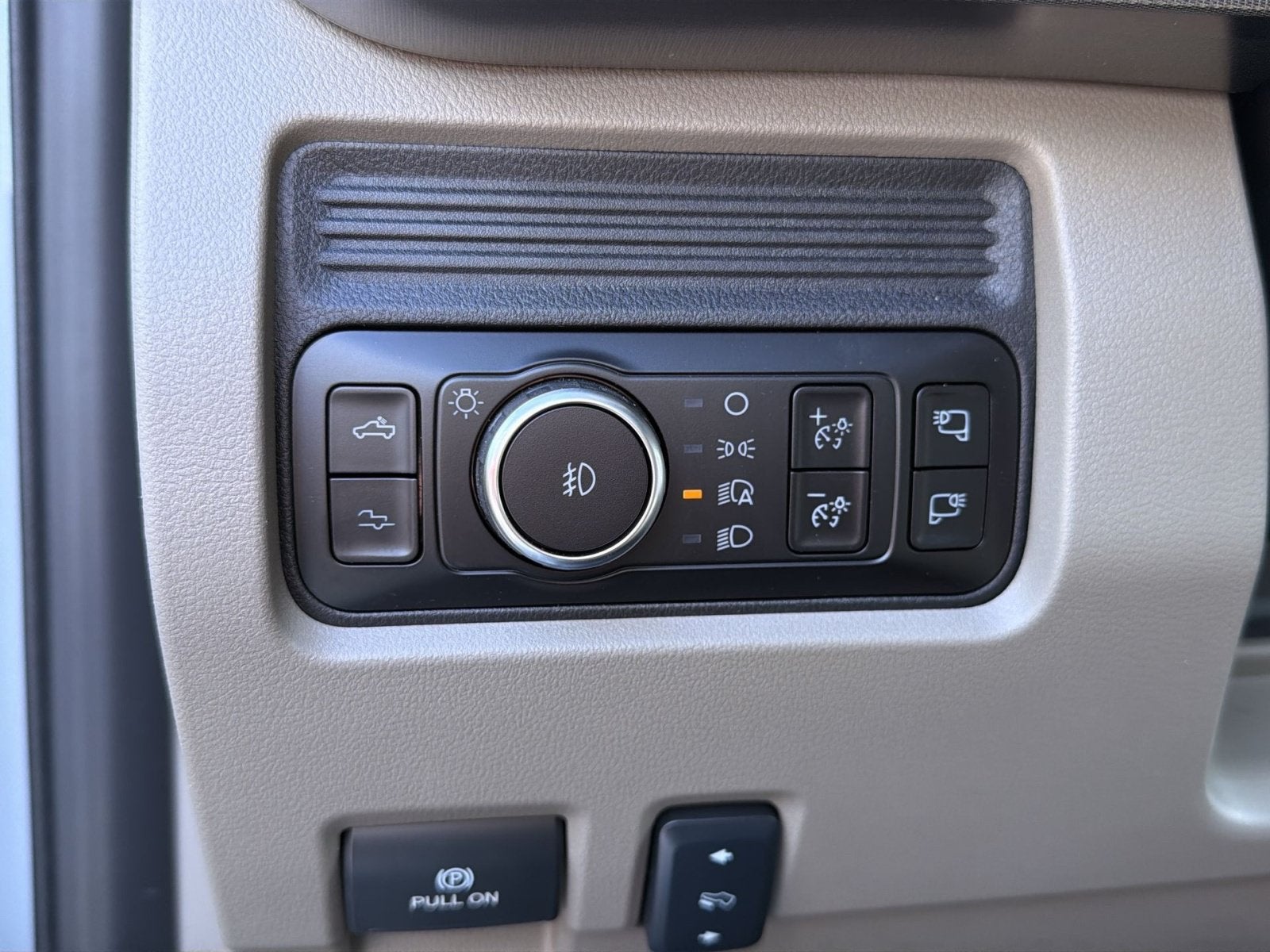 2026 Ford F-350SD Platinum Plus