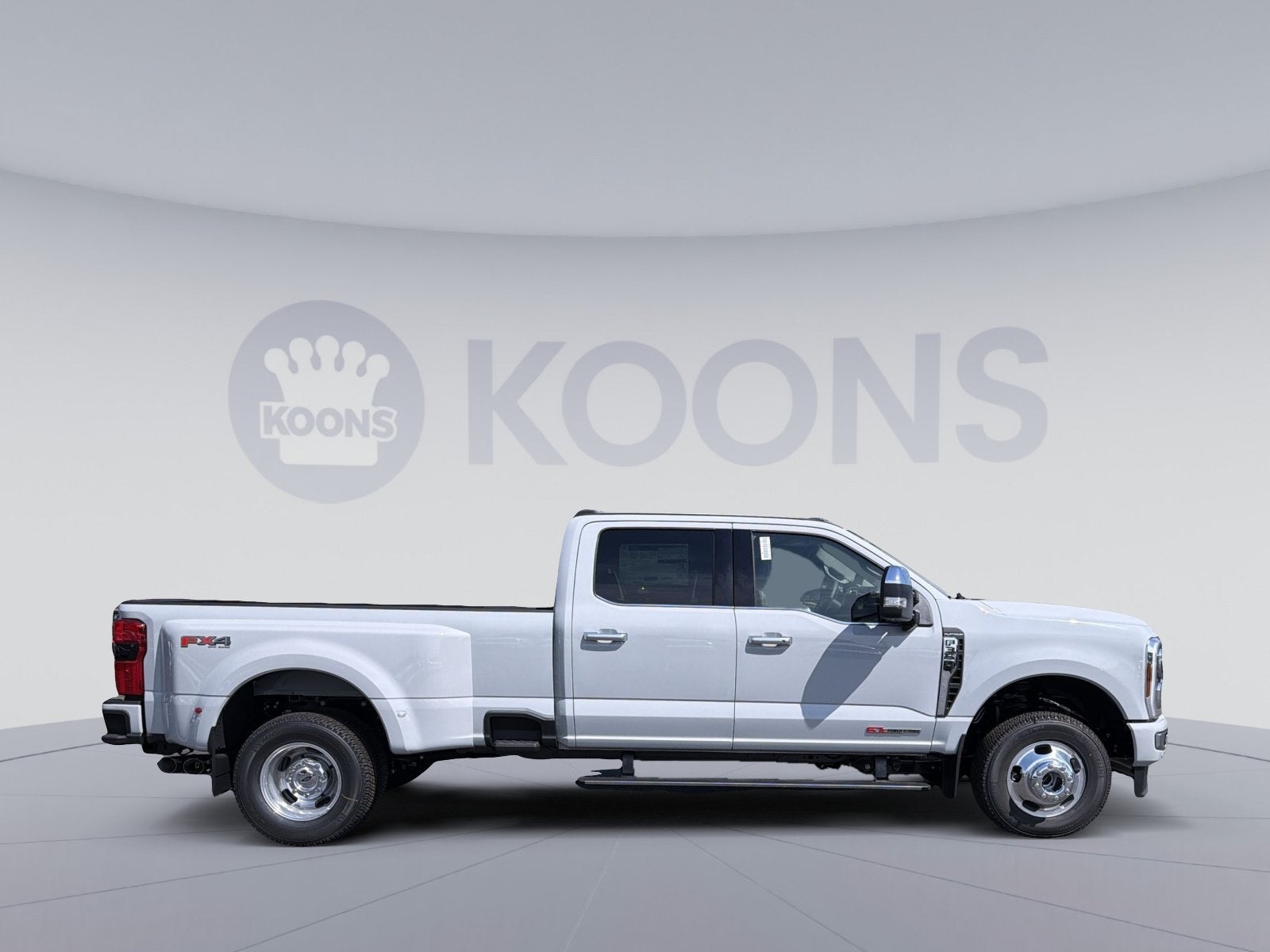 2026 Ford F-350SD Platinum Plus