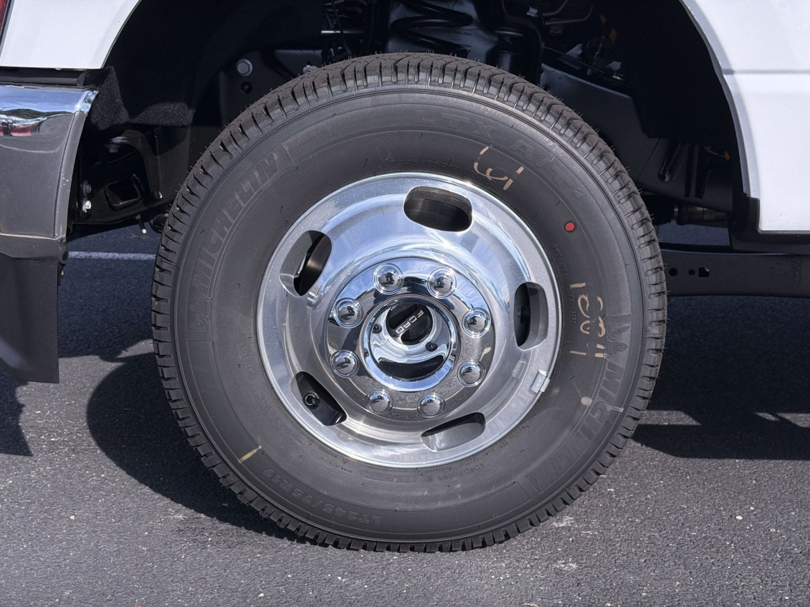 2027 Ford F-350SD XL