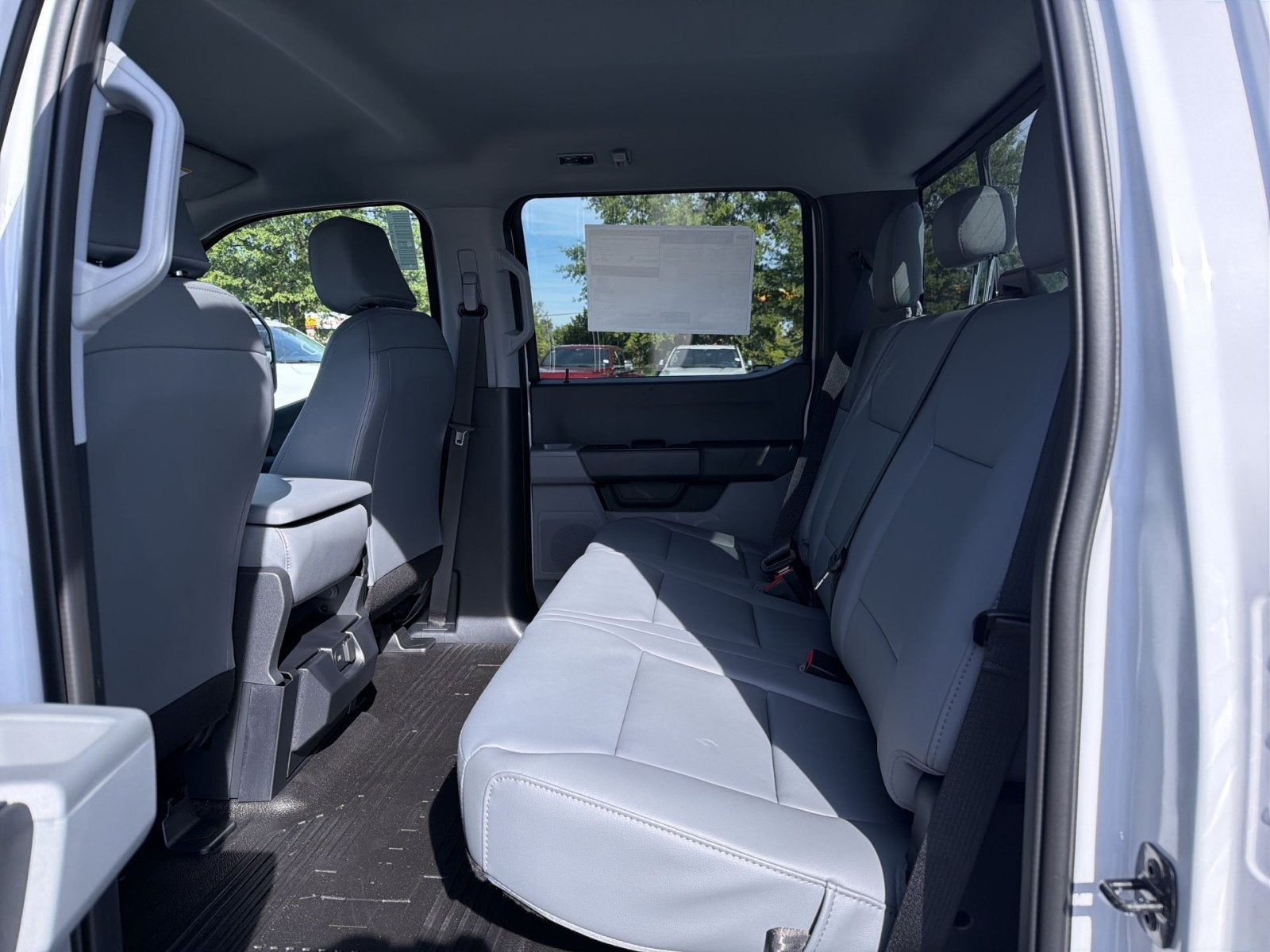 2027 Ford F-350SD XL