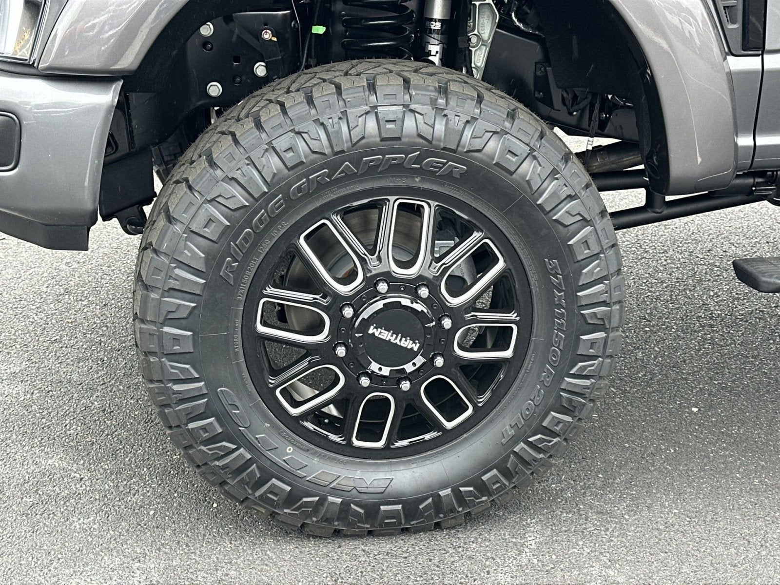 2025 Ford F-350SD Platinum Black Widow