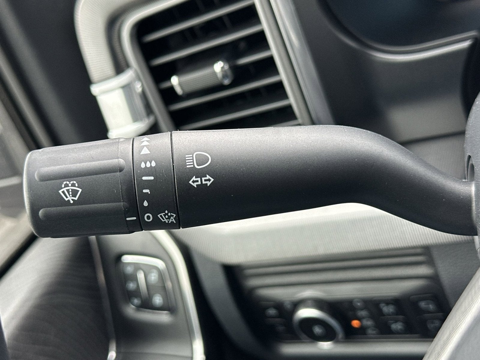 2025 Ford F-350SD Platinum Black Widow