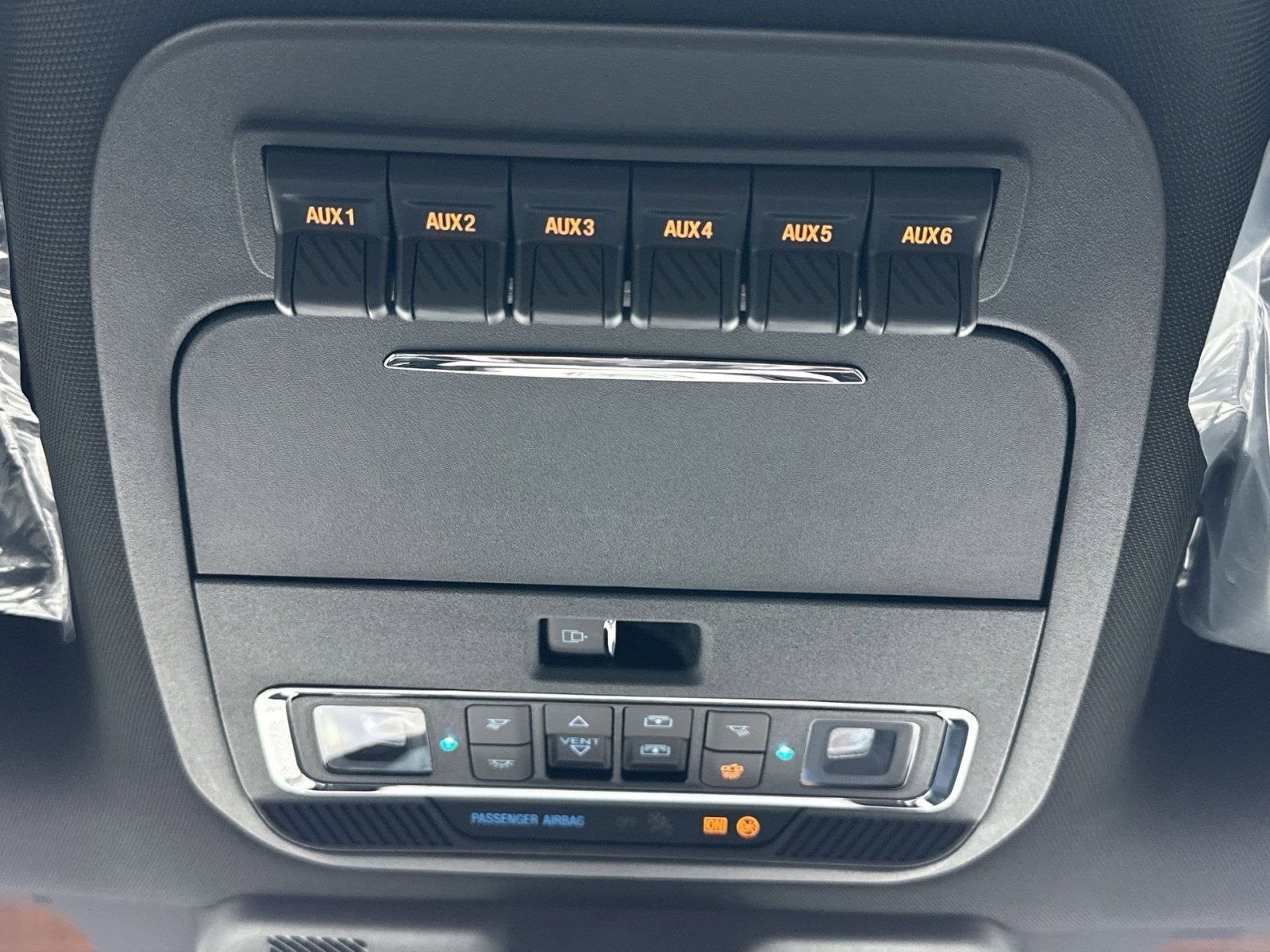 2025 Ford F-350SD Platinum Black Widow