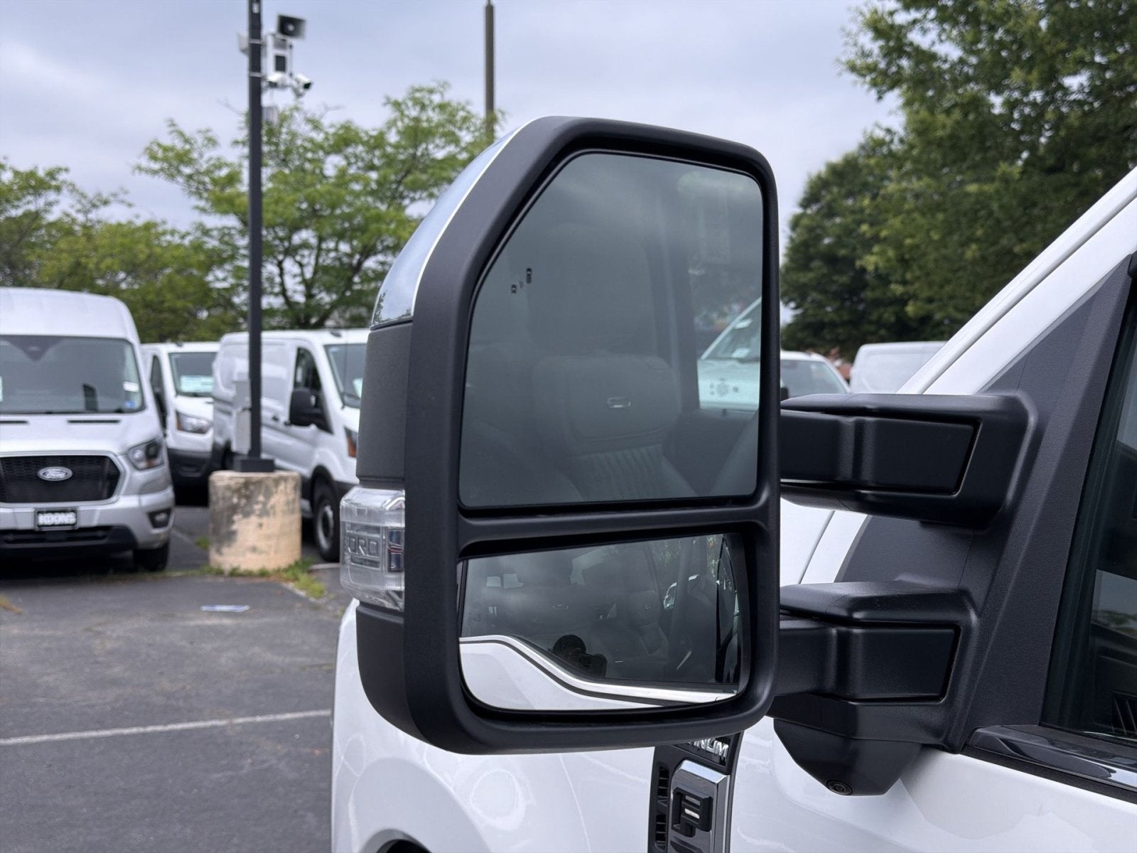 2026 Ford F-350SD Platinum Plus