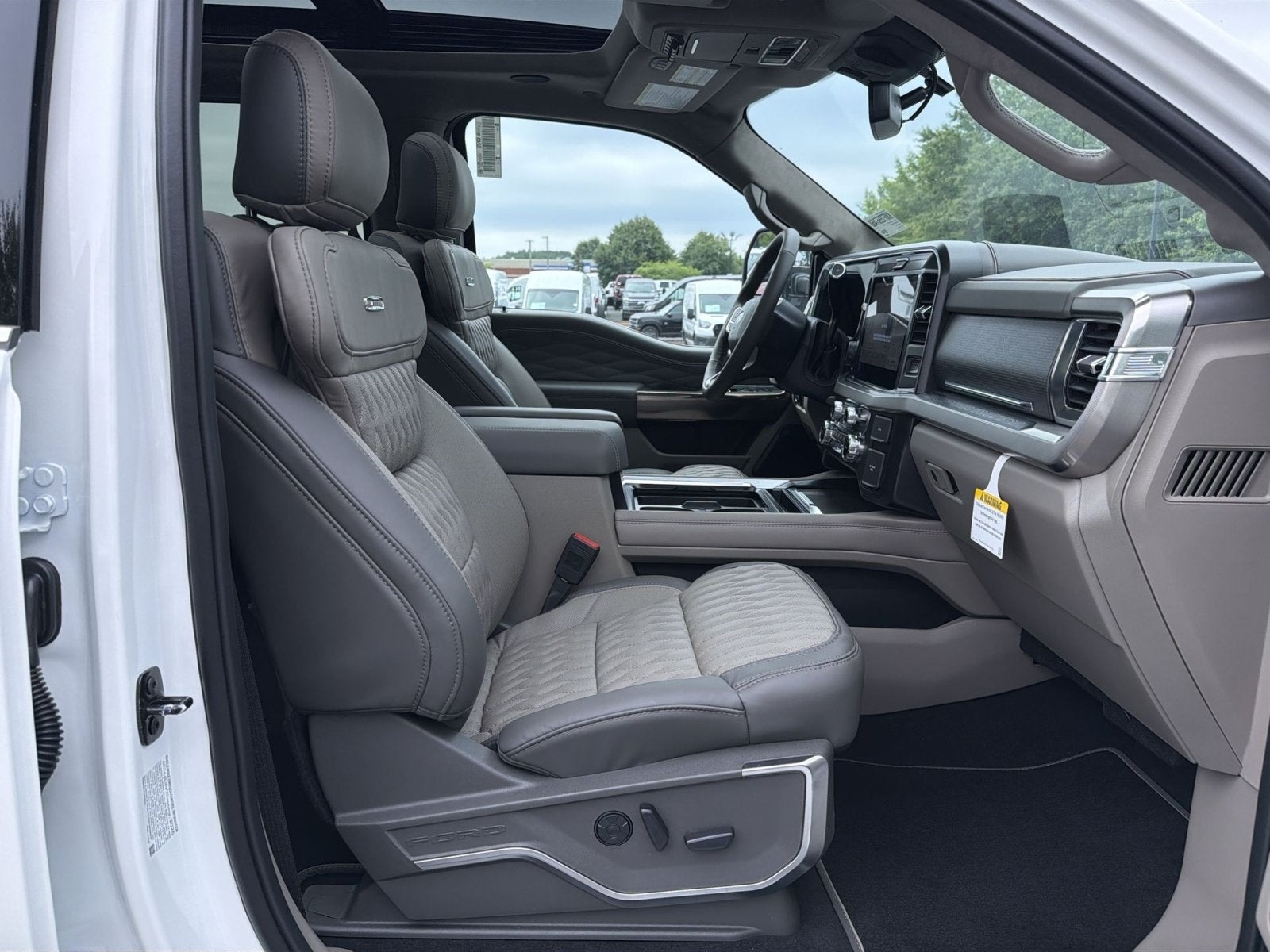 2026 Ford F-350SD Platinum Plus