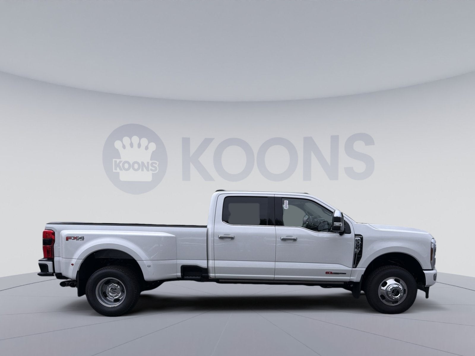 2026 Ford F-350SD Platinum Plus