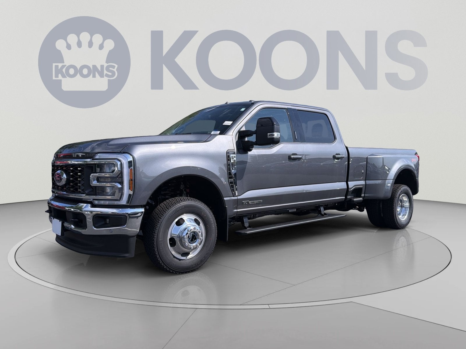 2026 Ford F-350SD Lariat