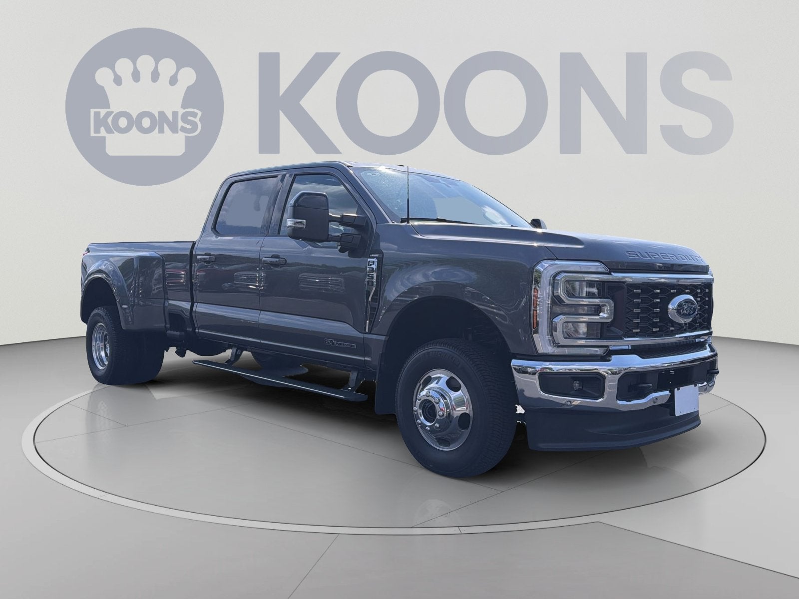 2026 Ford F-350SD Lariat