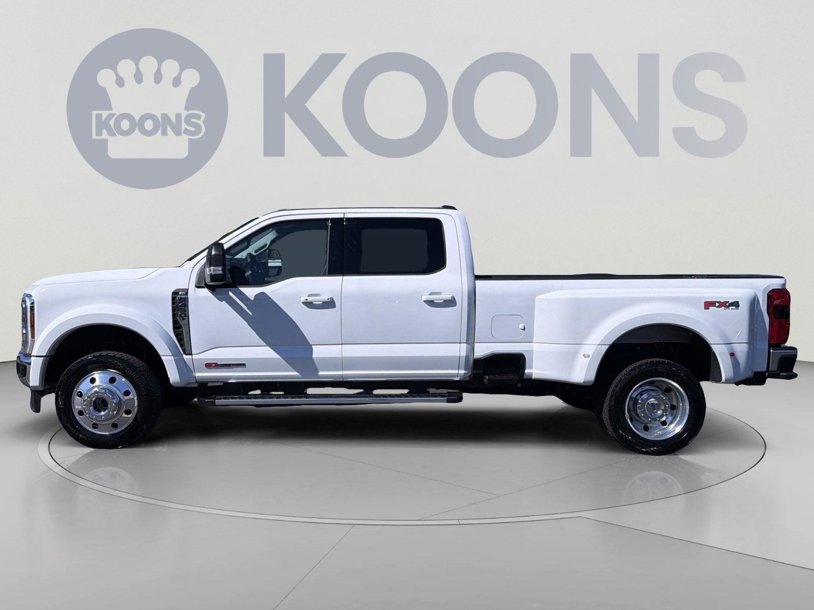2026 Ford F-450SD XLT