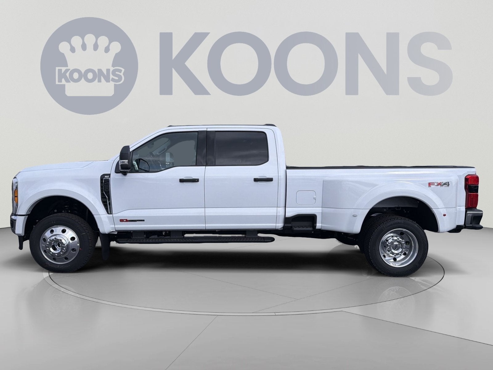 2027 Ford F-450SD XL