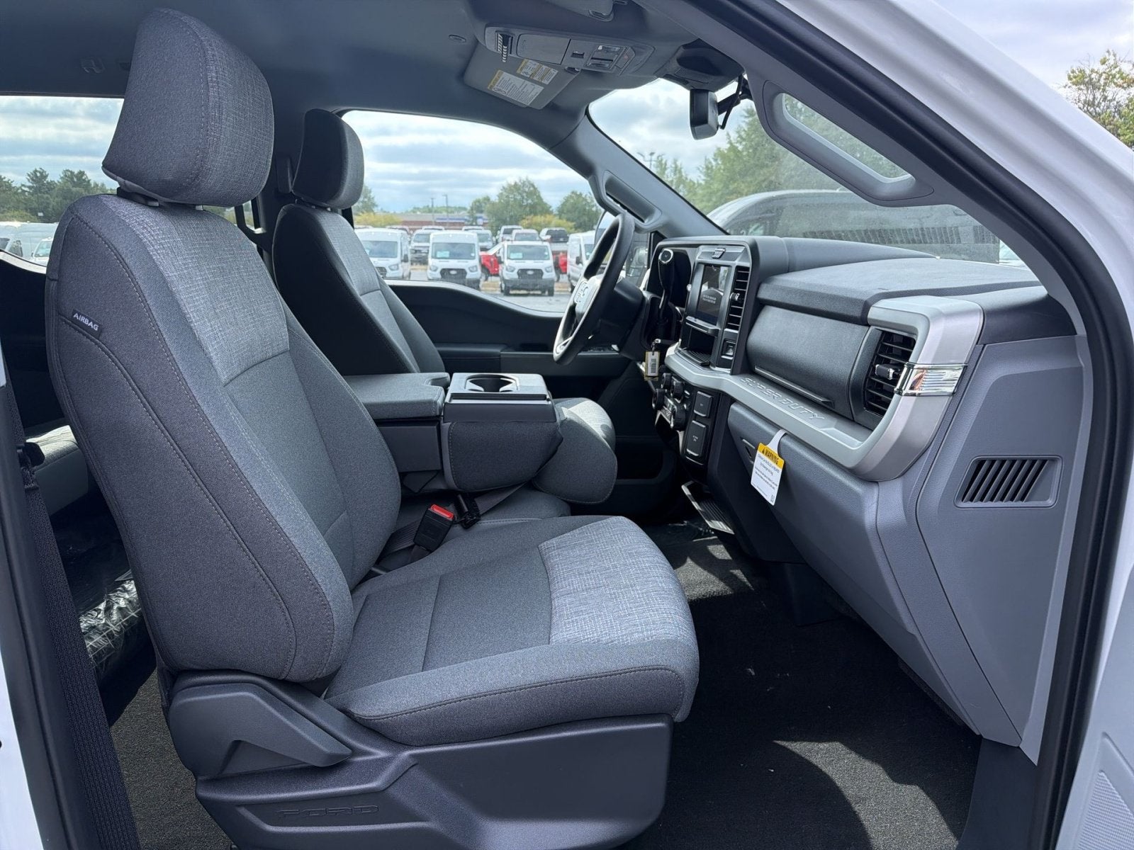 2027 Ford F-450SD XL