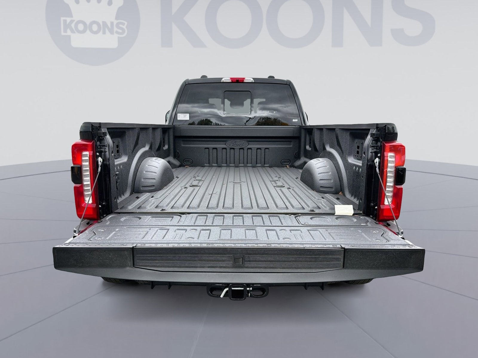 2026 Ford F-450SD XLT