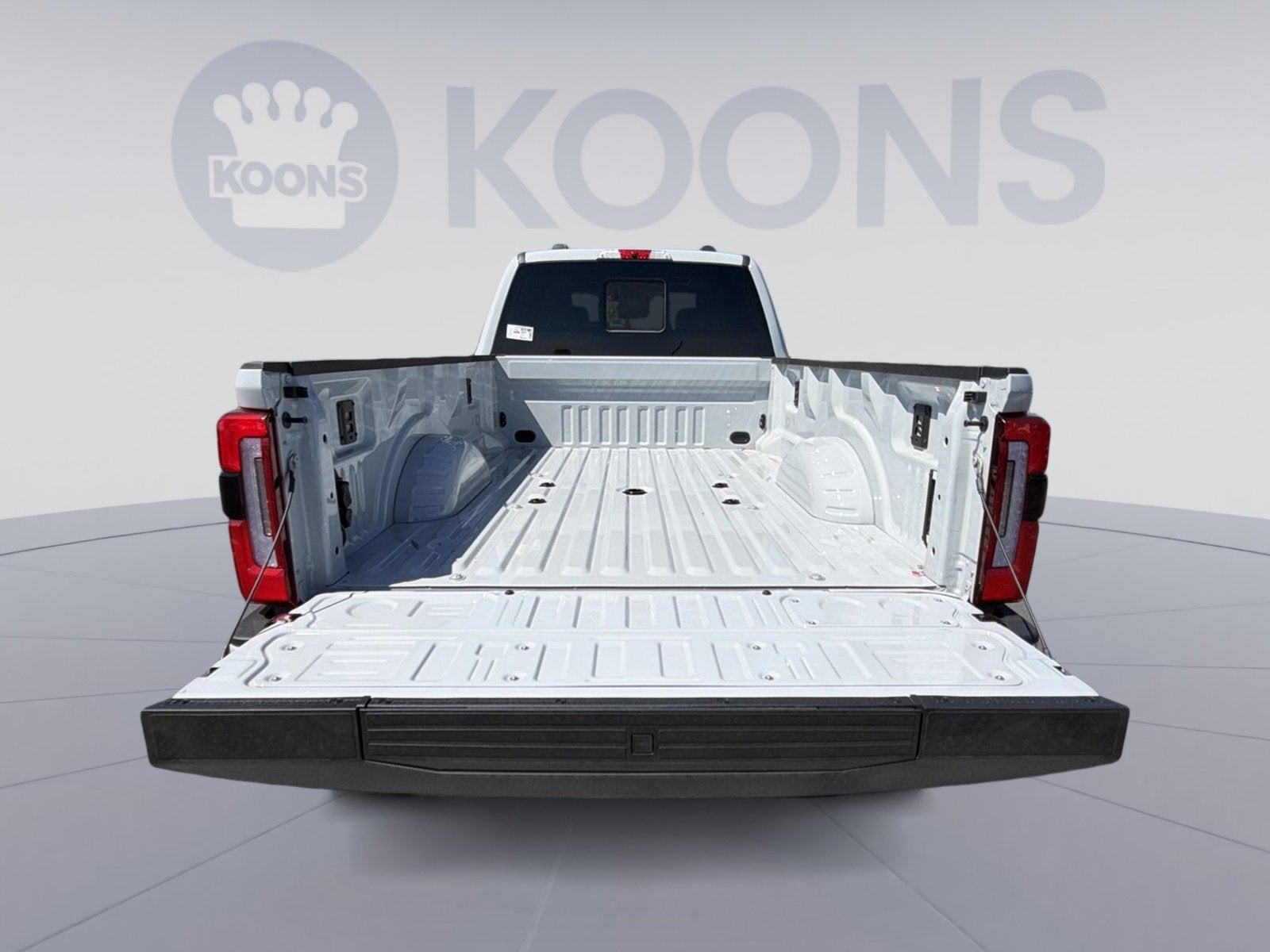 2026 Ford F-450SD Platinum