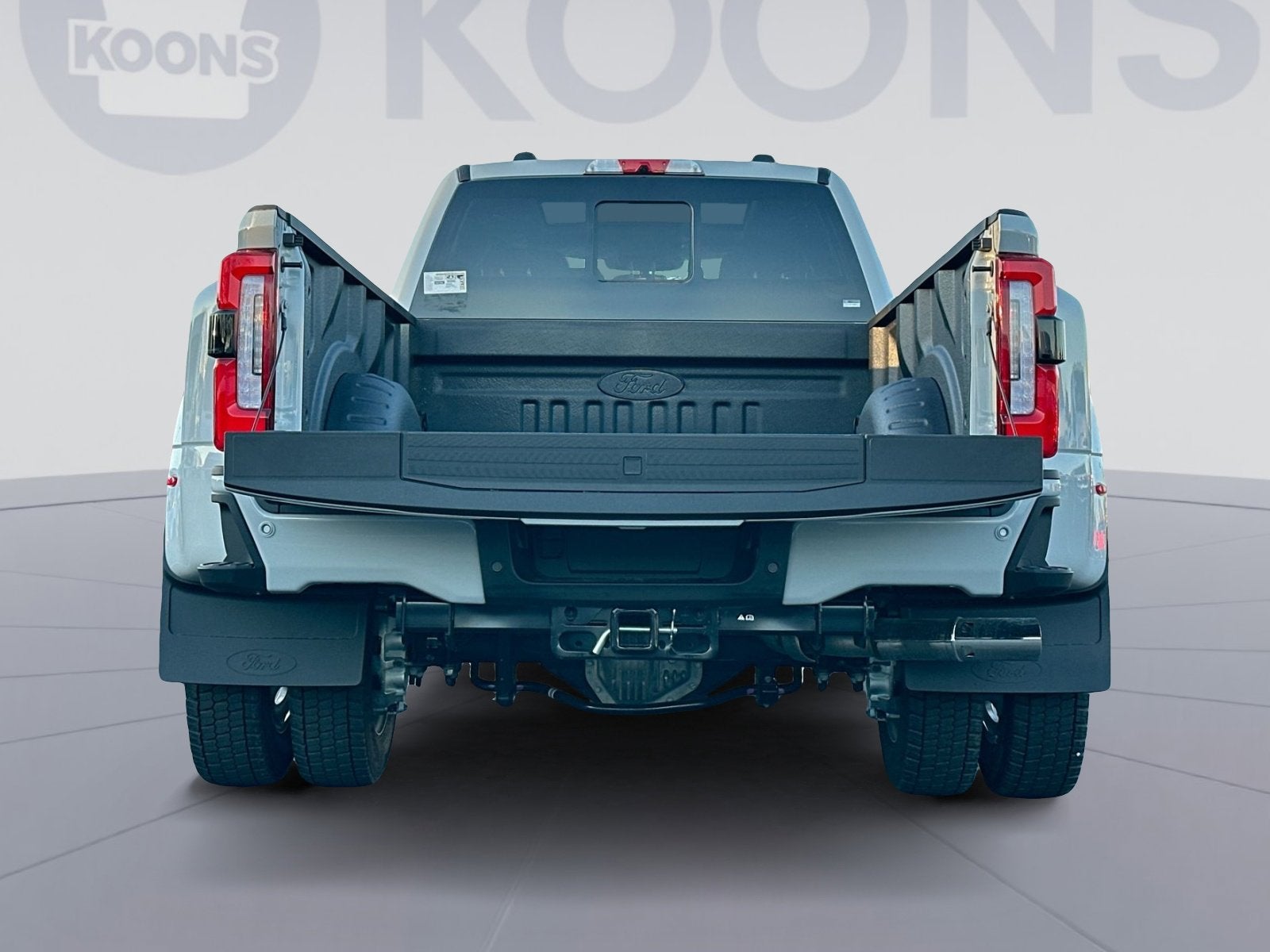 2026 Ford F-450SD Platinum