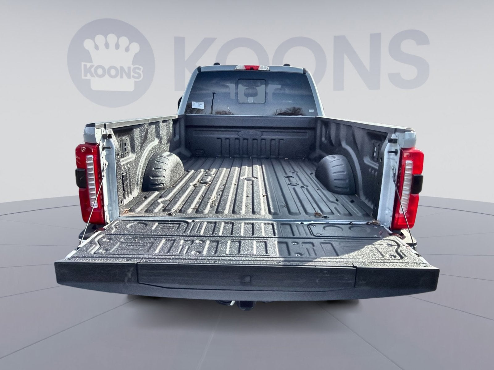 2026 Ford F-450SD XLT