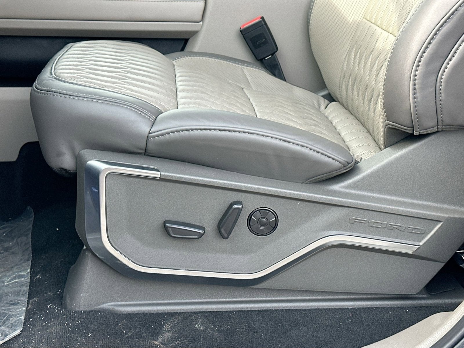 2026 Ford F-450SD Platinum