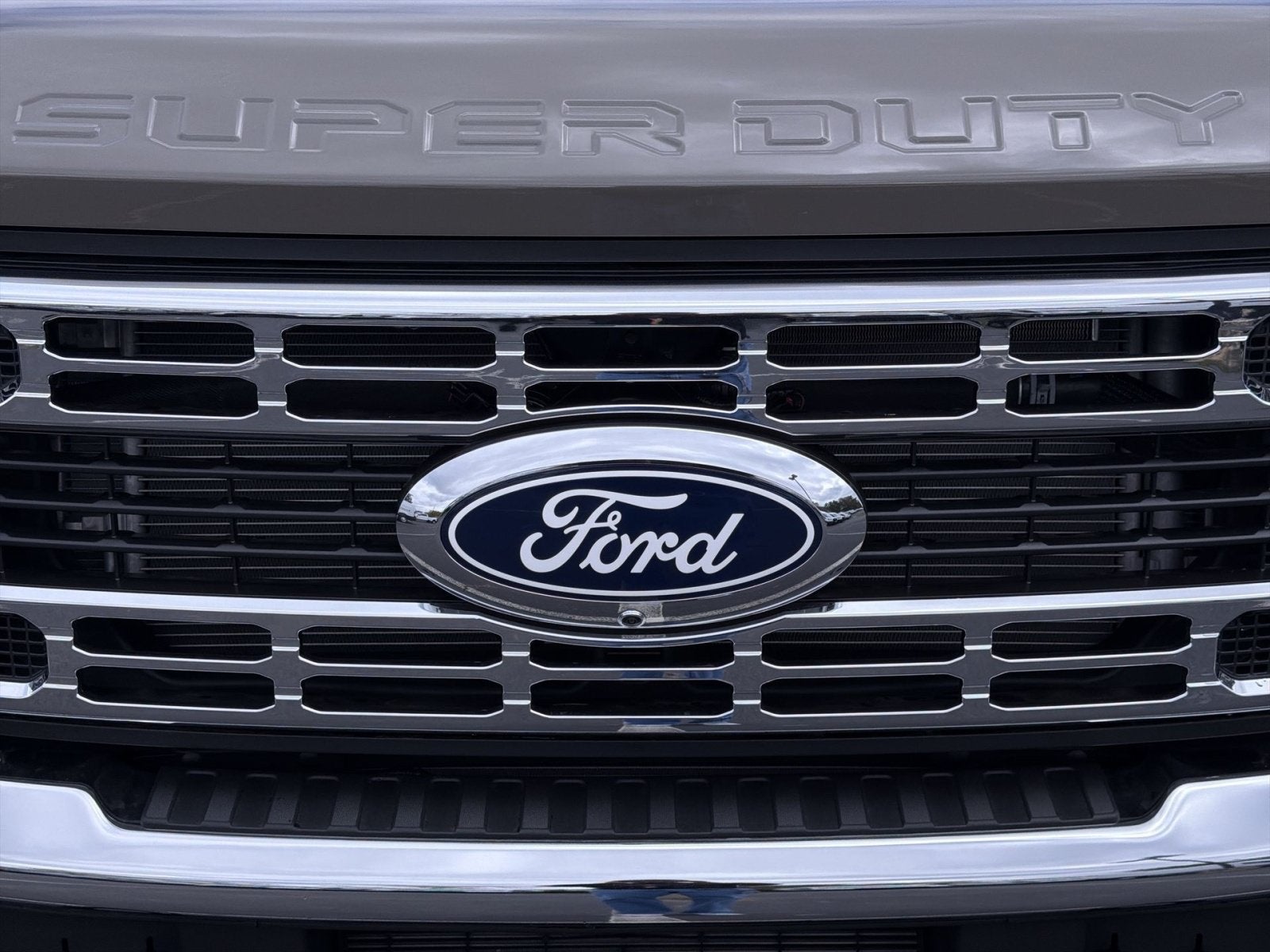 2027 Ford F-450SD XLT