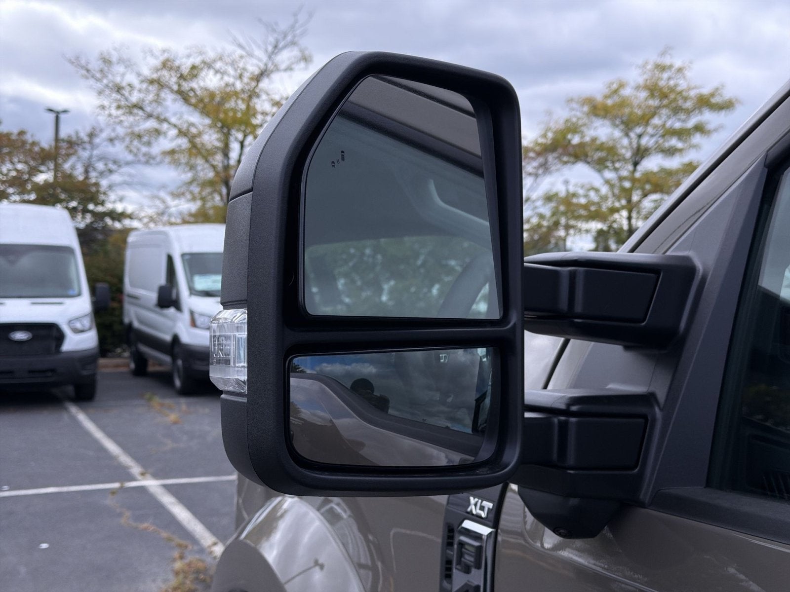 2027 Ford F-450SD XLT