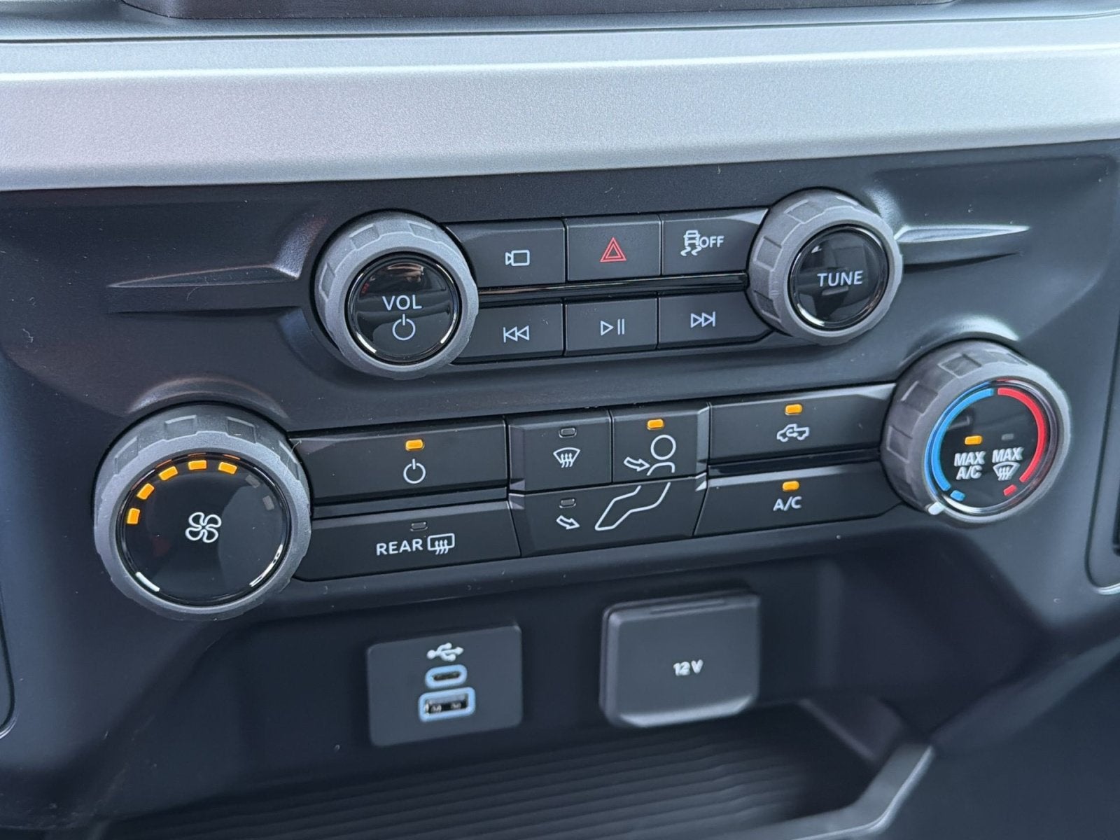 2027 Ford F-450SD XLT