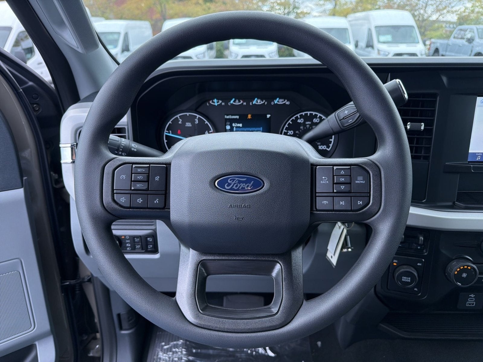 2027 Ford F-450SD XLT