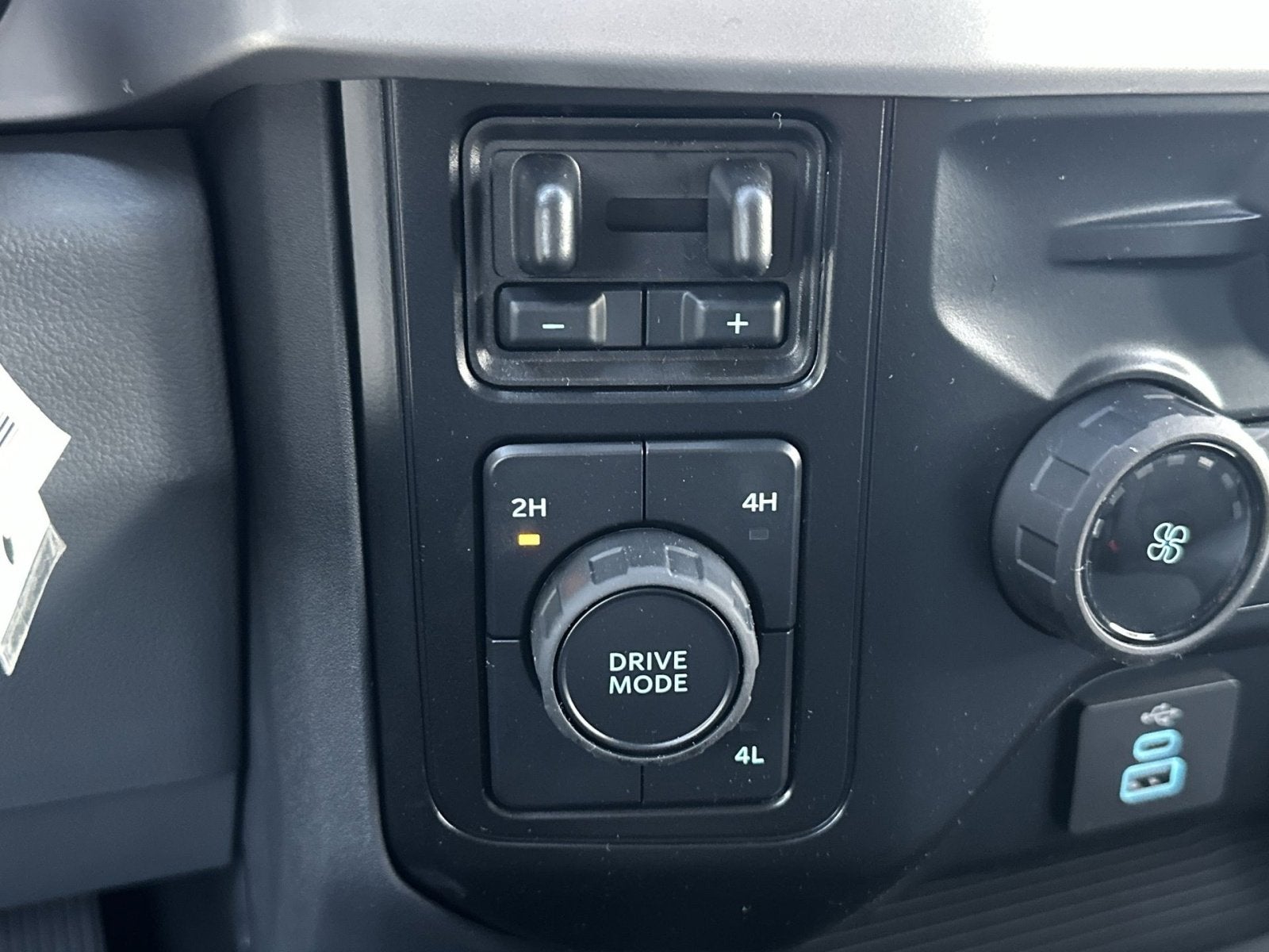 2026 Ford F-450SD XLT