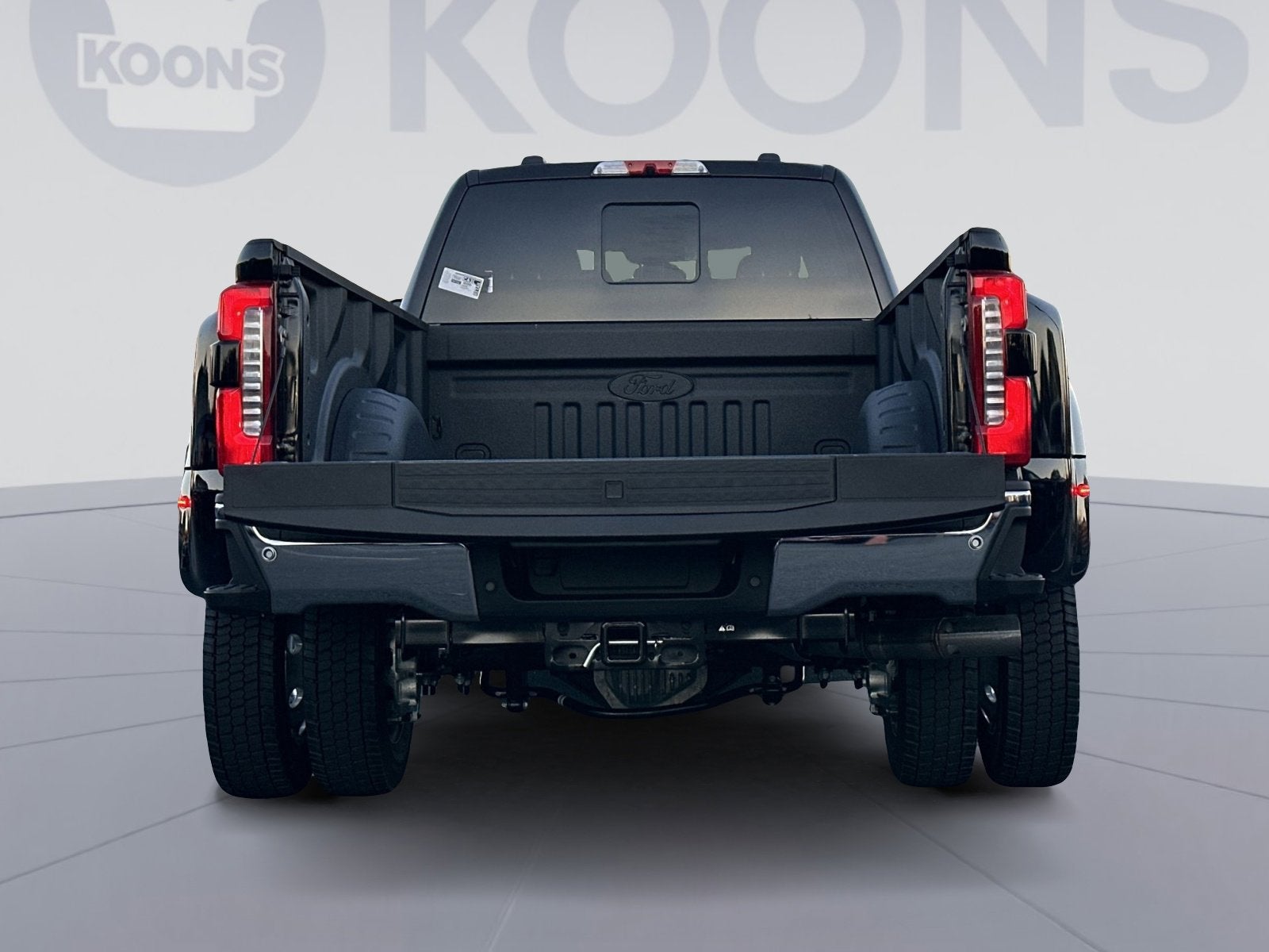 2026 Ford F-450SD XLT