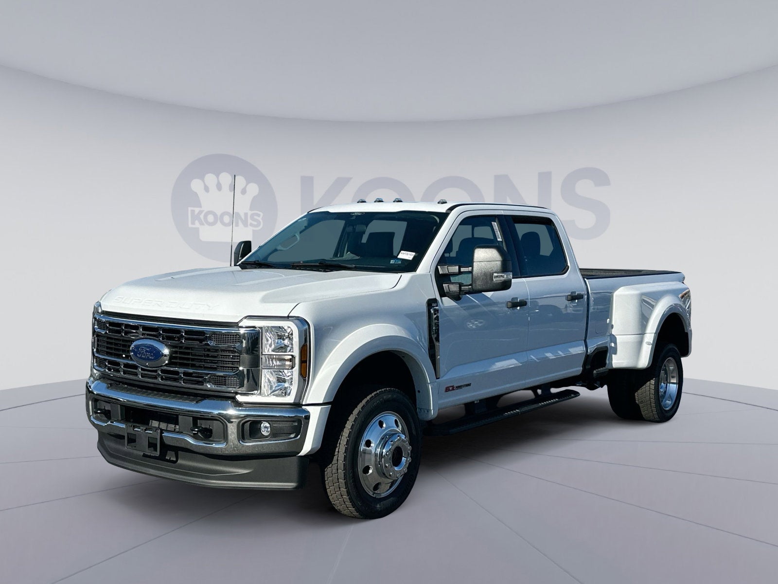 2026 Ford F-450SD XLT