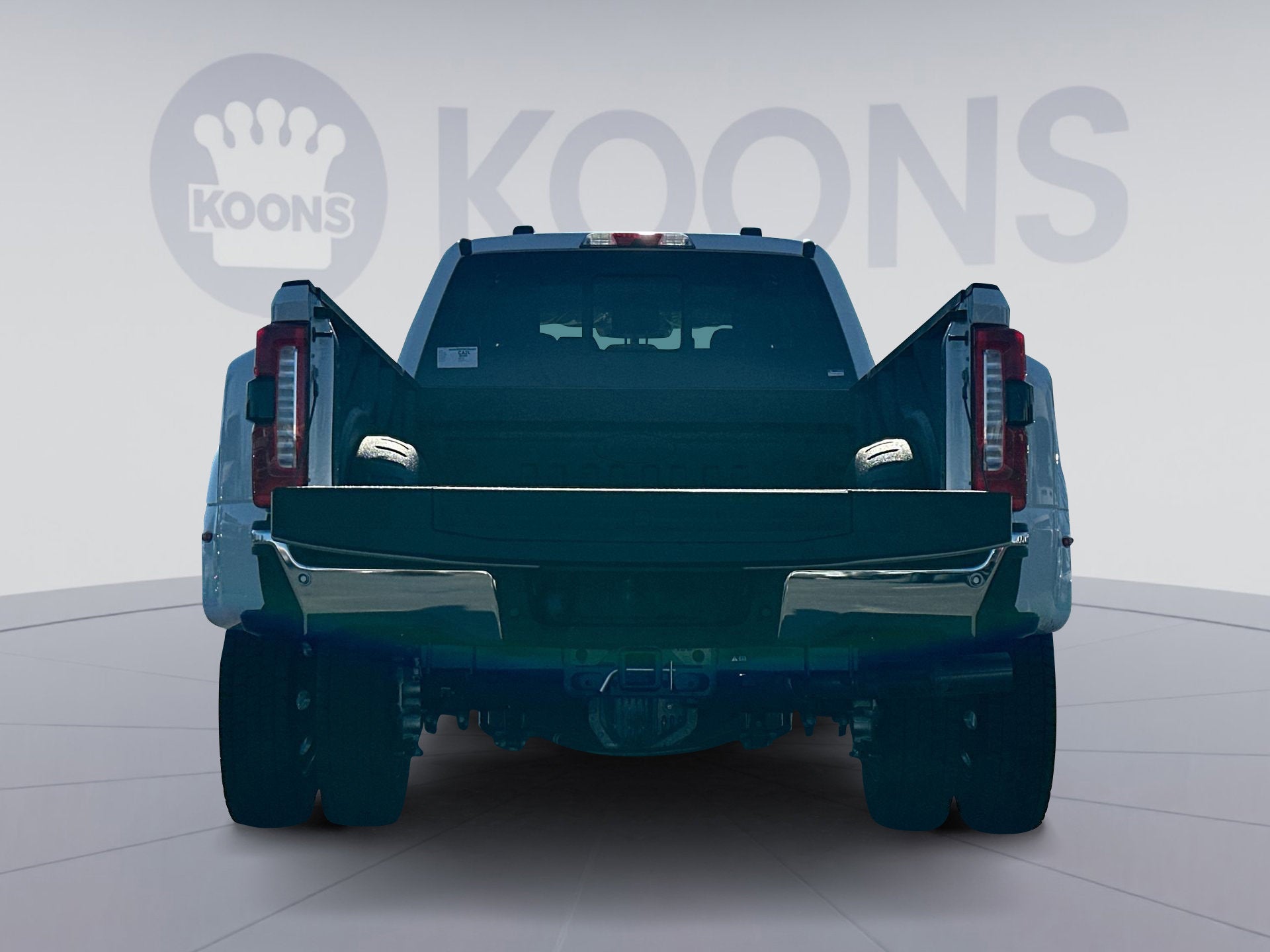 2026 Ford F-450SD XLT