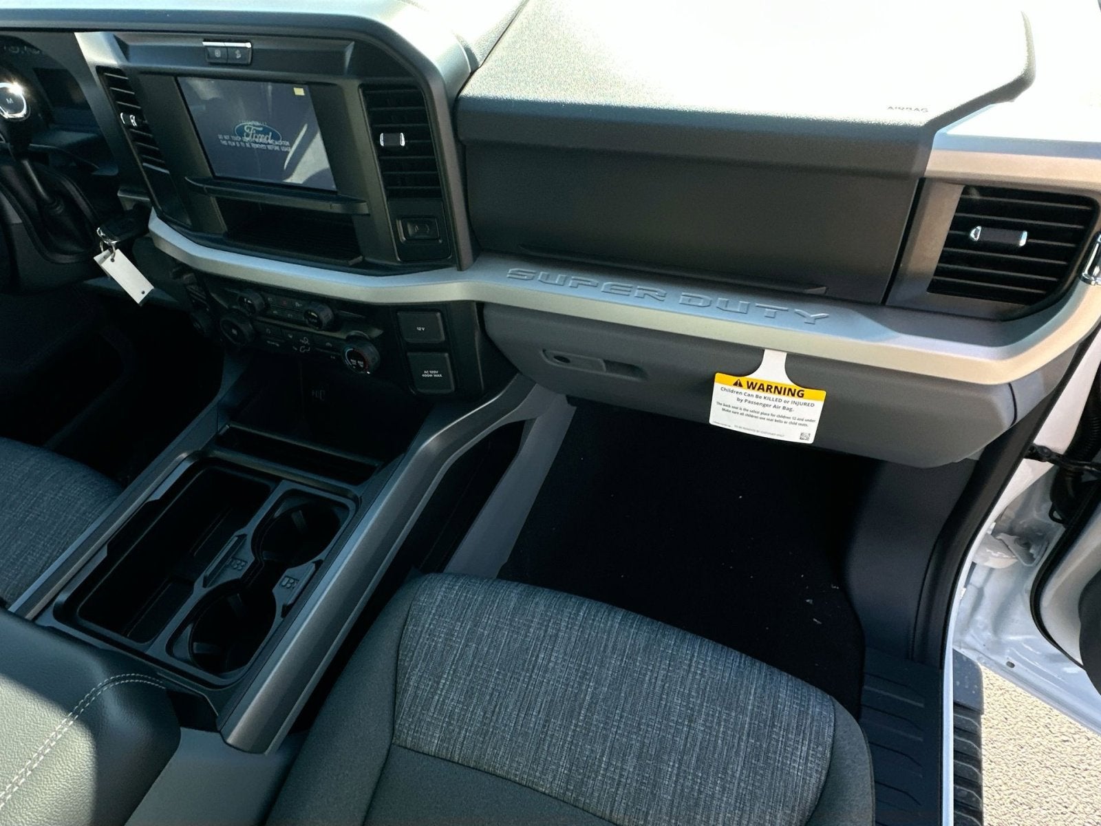 2026 Ford F-450SD XLT