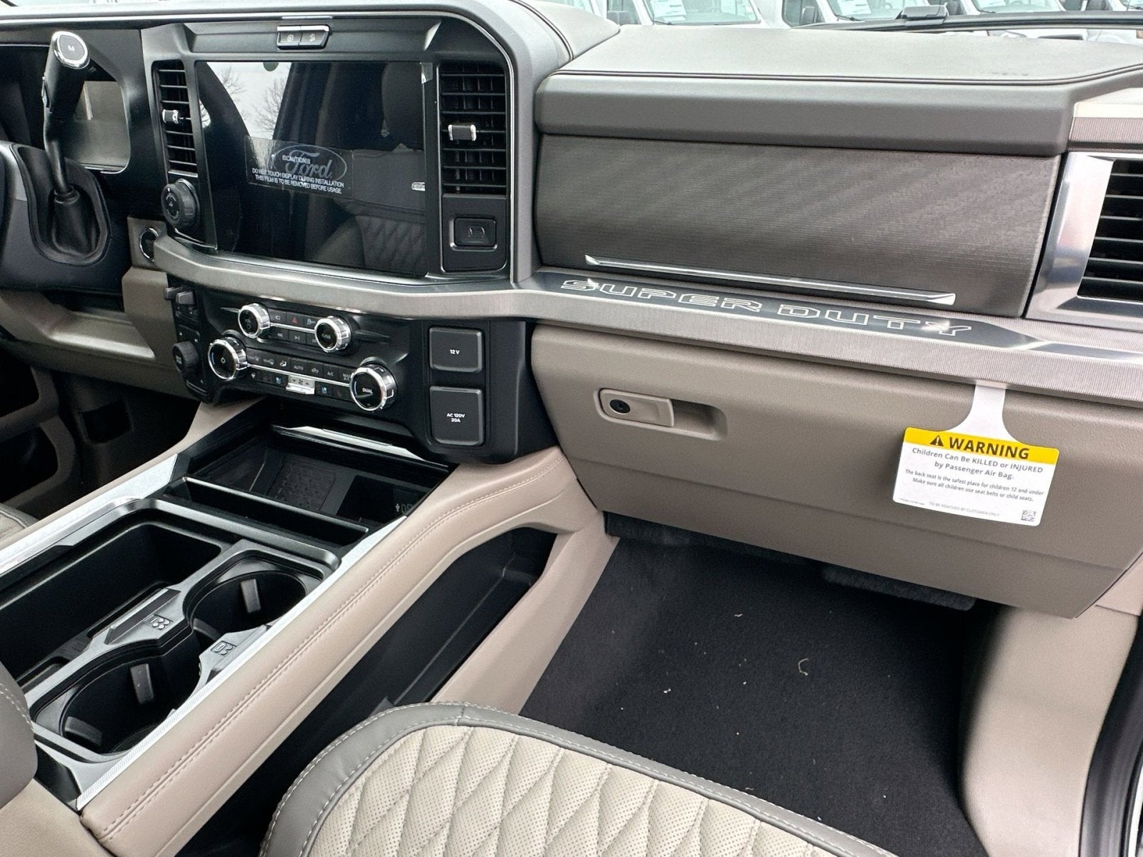 2026 Ford F-450SD Platinum