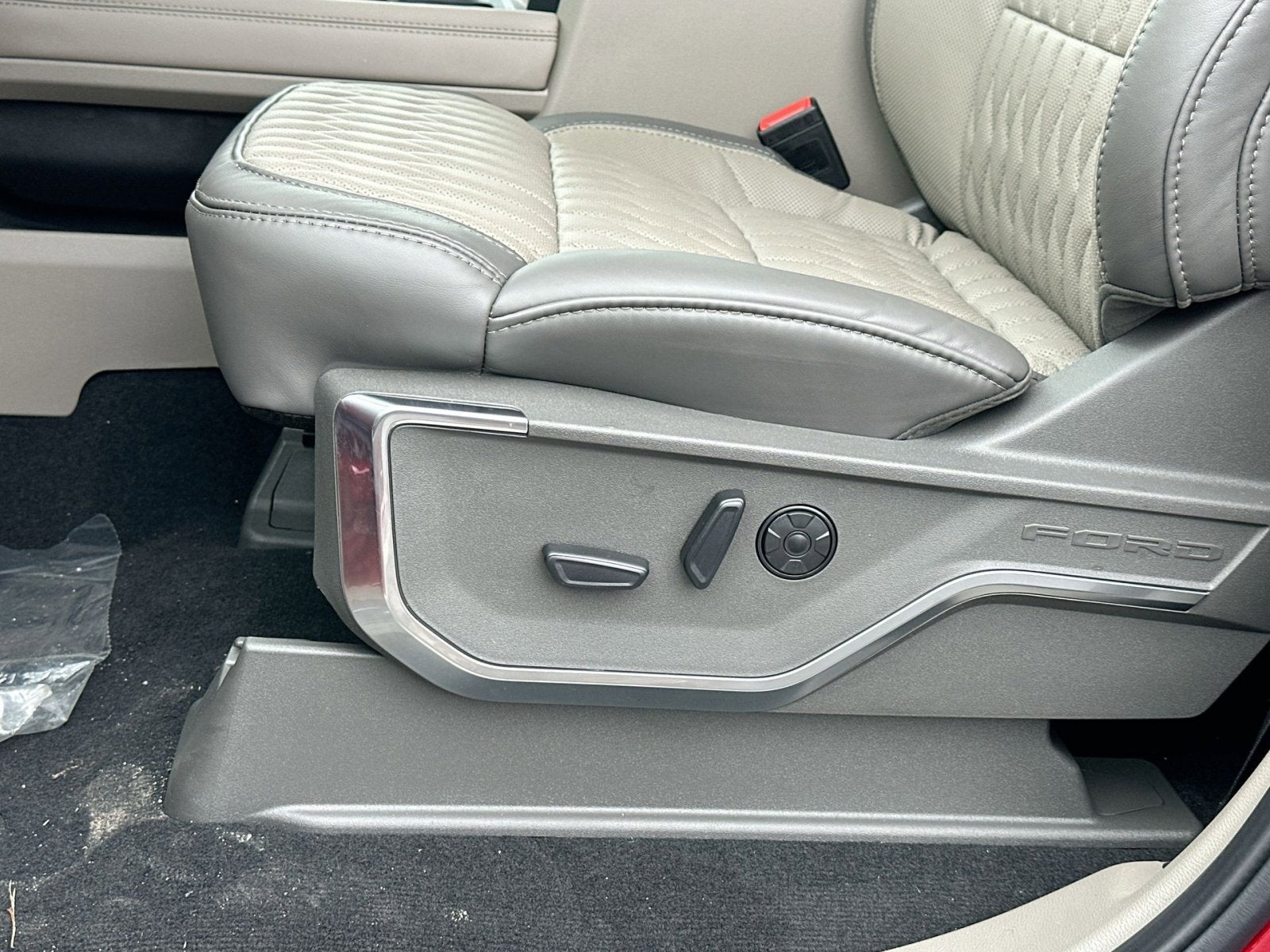 2026 Ford F-450SD Platinum