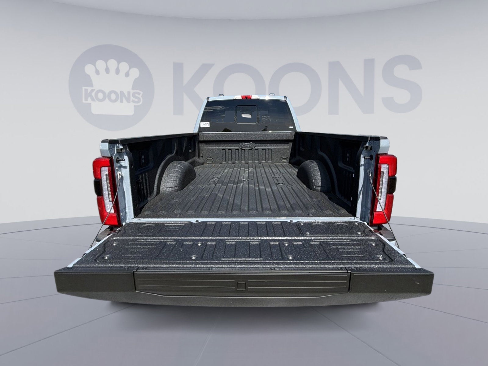 2026 Ford F-450SD Platinum Plus Lifted