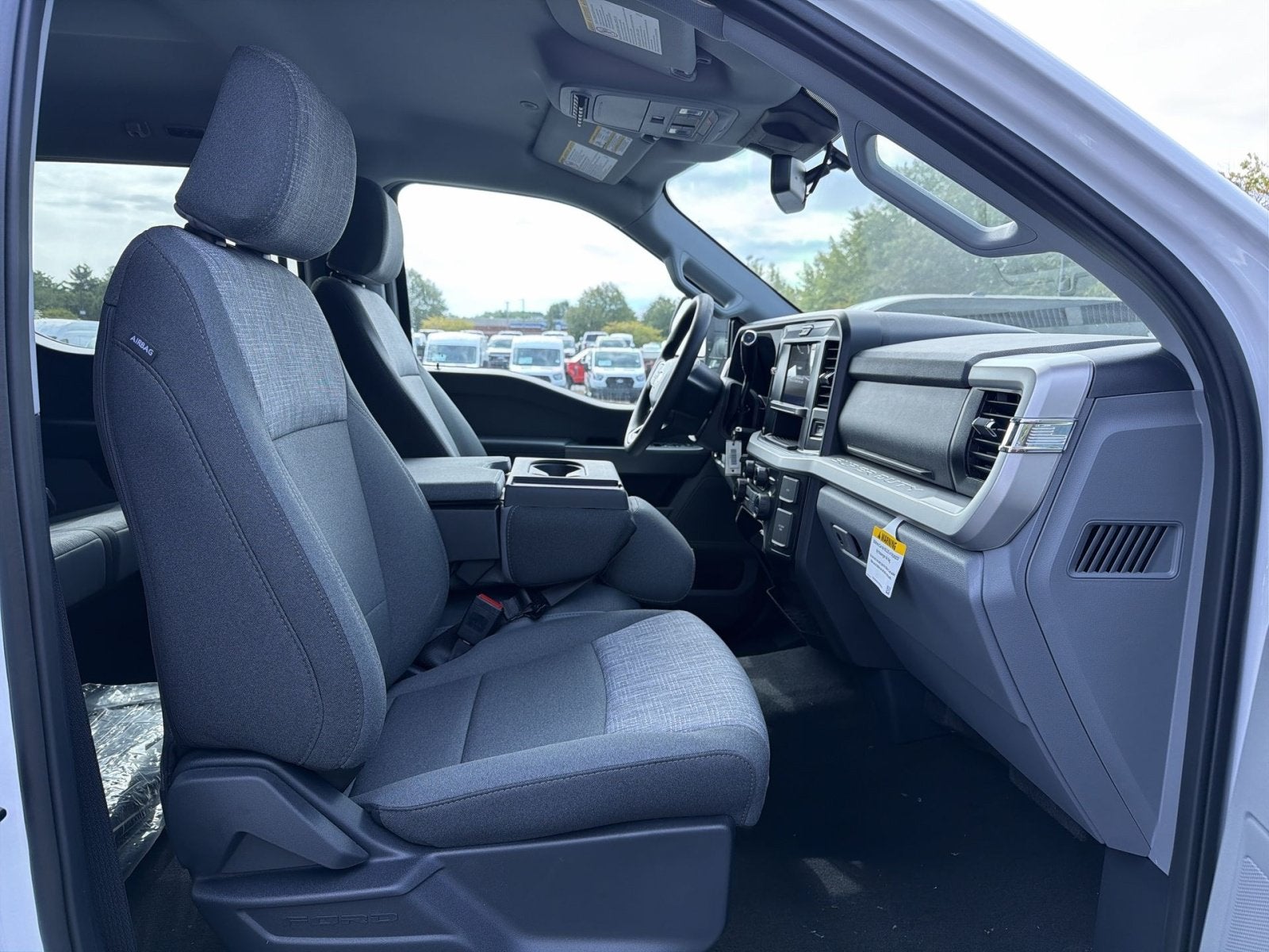 2027 Ford F-450SD XLT