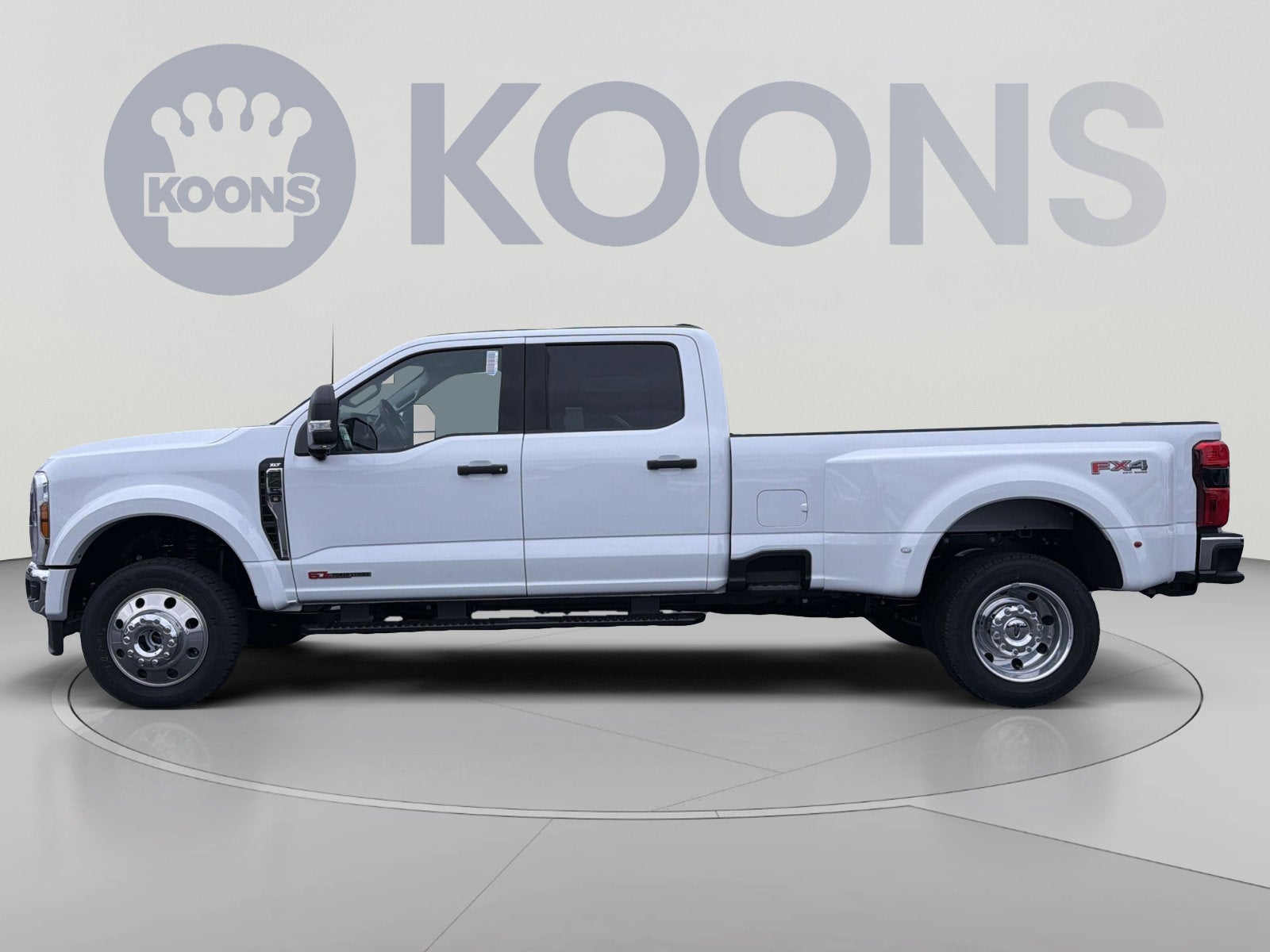 2027 Ford F-450SD XL