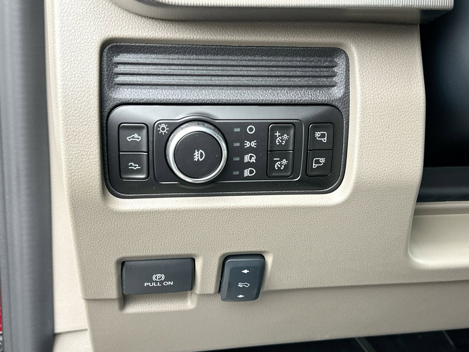 2026 Ford F-450SD Platinum