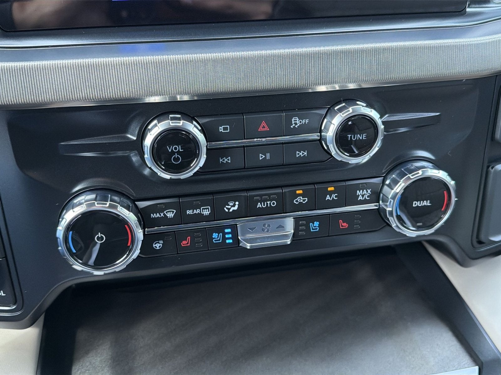 2026 Ford F-450SD Platinum