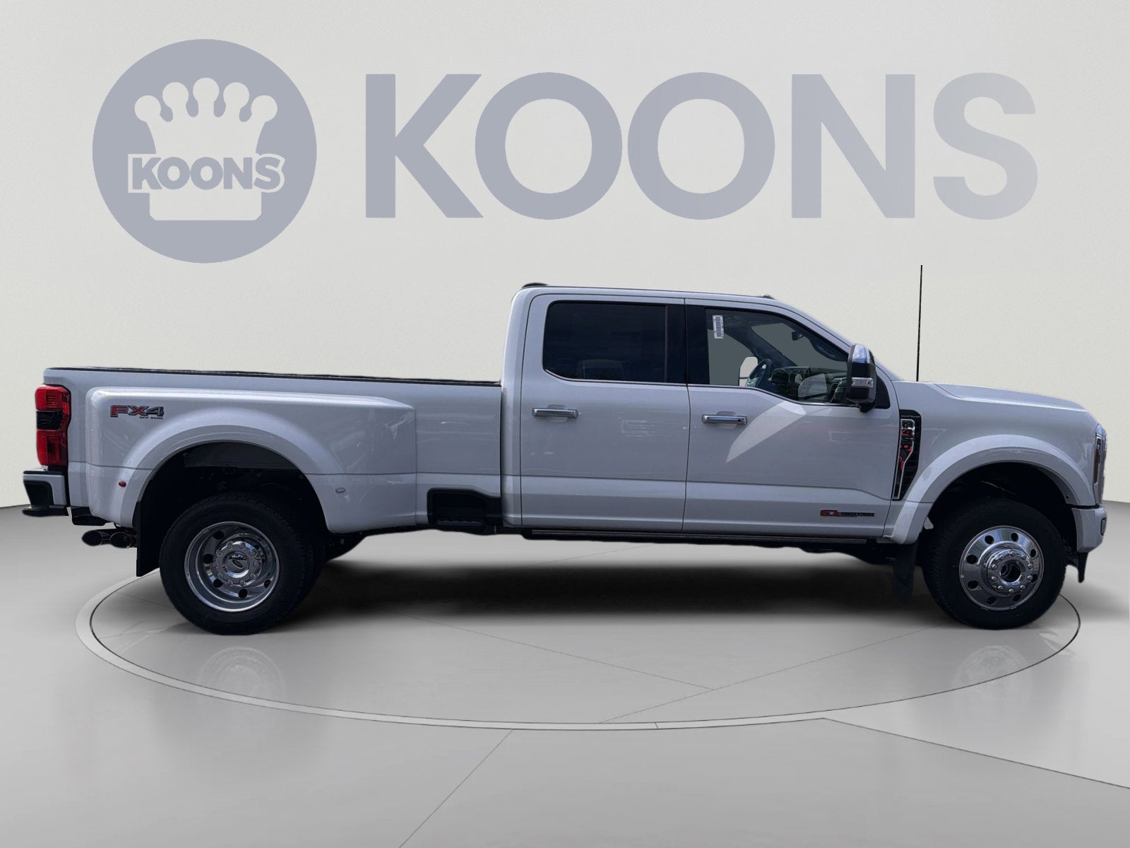 2026 Ford F-450SD Platinum